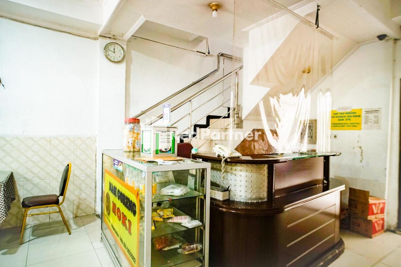 Hoki Homestay Redpartner Surabaya Ngoại thất bức ảnh