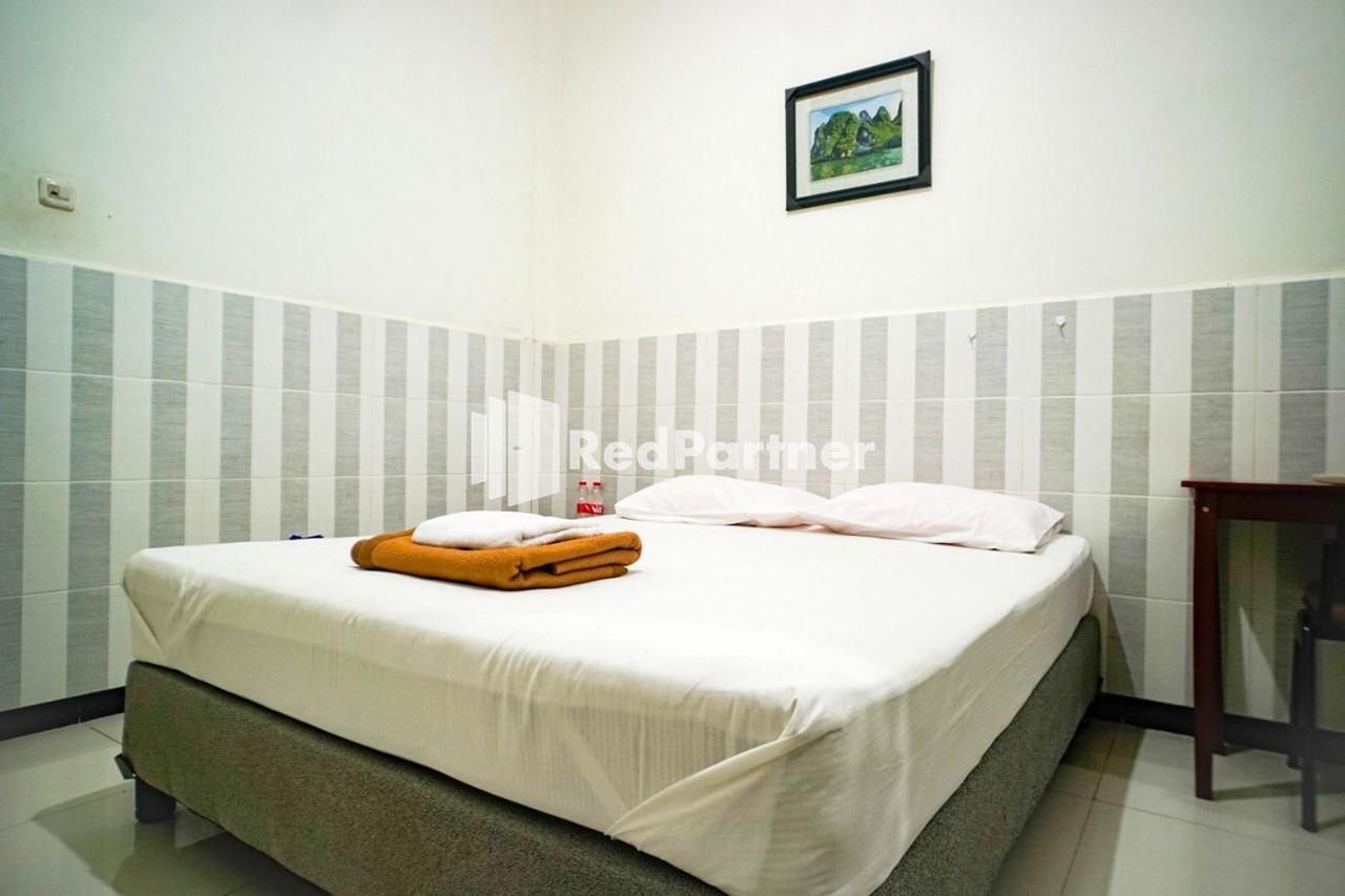 Hoki Homestay Redpartner Surabaya Ngoại thất bức ảnh